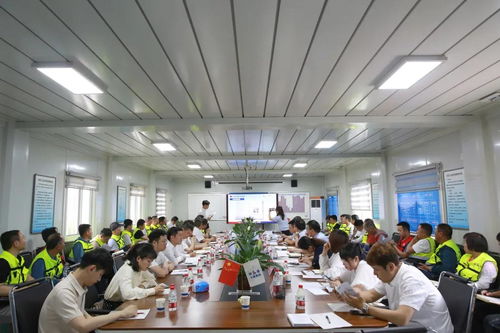 陜建企業(yè)文化巡回宣講團(tuán)走進(jìn)項(xiàng)目一線，讓文化扎根于建設(shè)的土壤